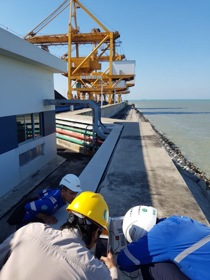 Odoo • Image and Text